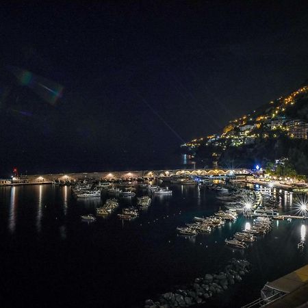Suite Picasso Amalfi Bagian luar foto